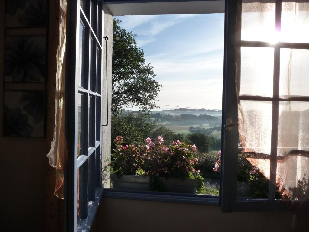 Bed and Breakfast Maison Artigouha Loubieng Exterior foto