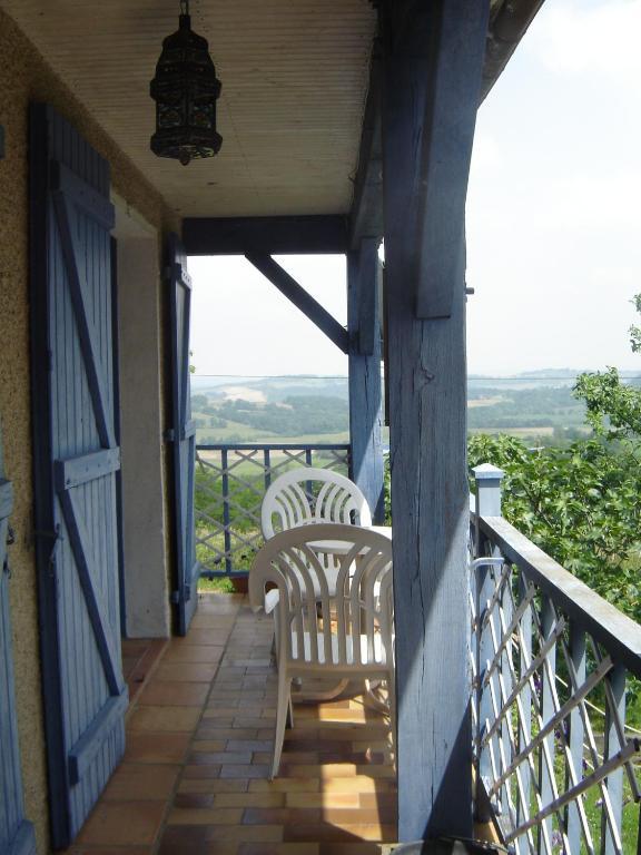 Bed and Breakfast Maison Artigouha Loubieng Zimmer foto